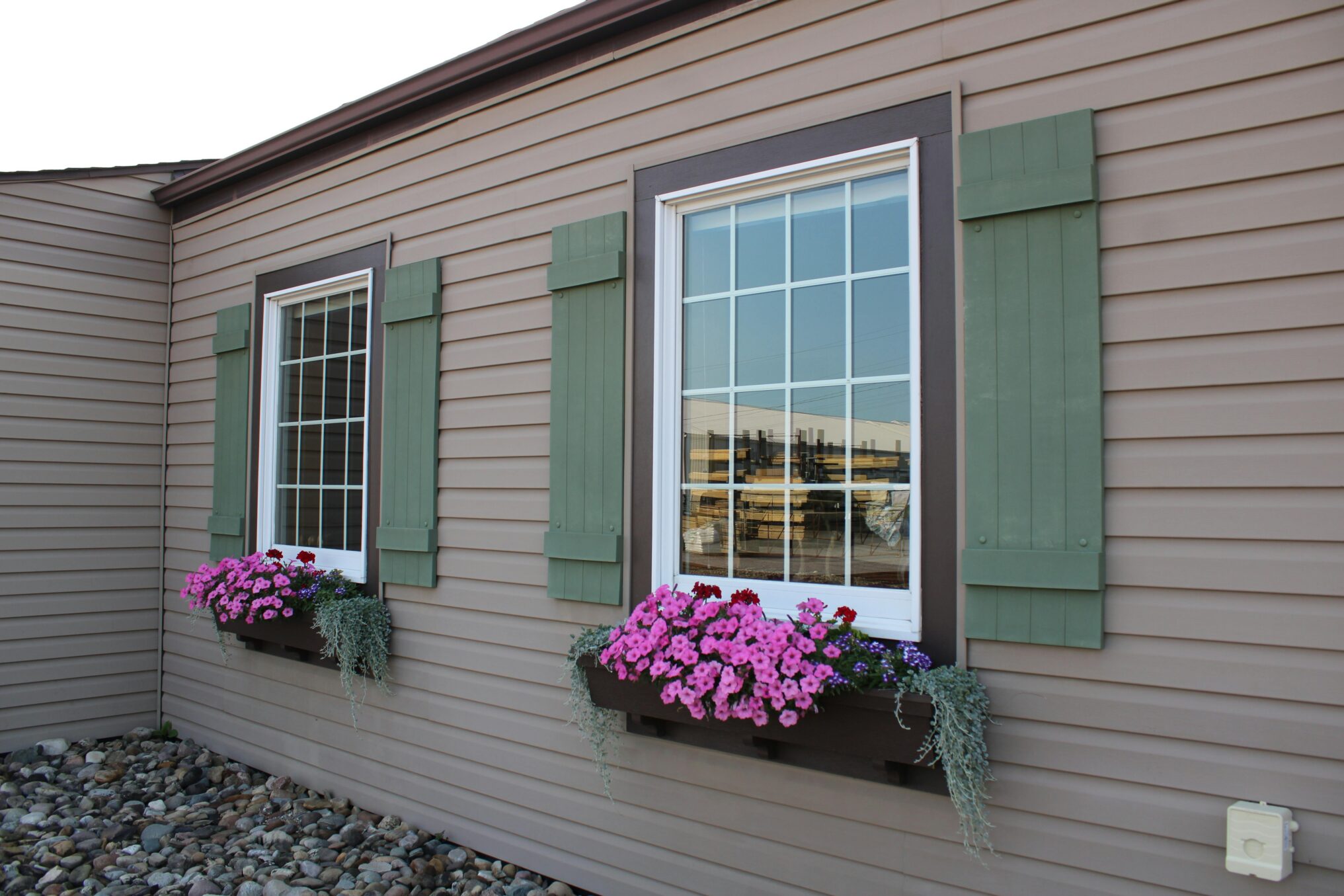 Storm Windows & Vinyl Windows Pittsburgh, PA